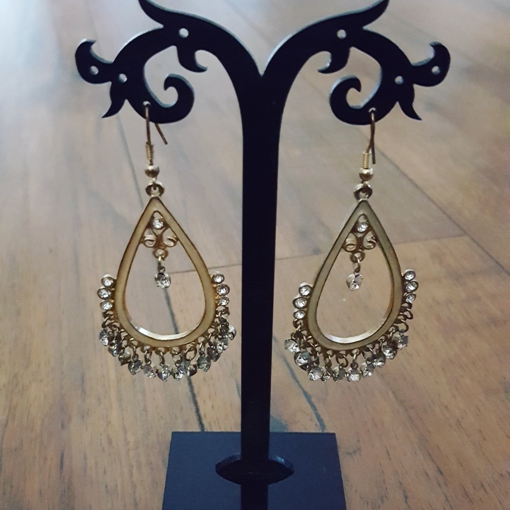 Urban Boutique - Teardrop Gold Rhinestone Earrings‎